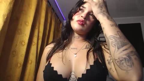 doll_and_thebrown online show from November 11, 1:30 am