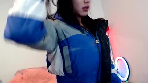 Catherine XXX online show from February 19, 12:21 am