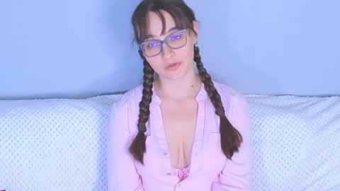 Tessa online show from July 28, 4:39 pm