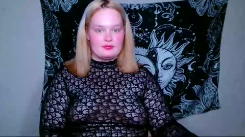 Miss Rose online show from February 19, 11:04 pm