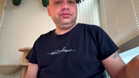 dollpetal online show from June 8, 2:34 am
