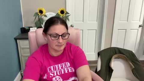 Dolly online show from March 6, 11:31 pm