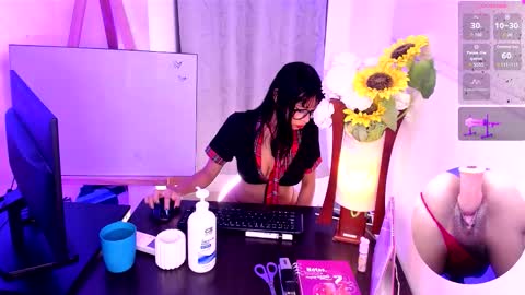 Mae online show from March 8, 4:49 am