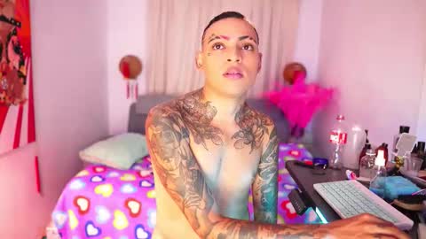 jjhoy online show from October 22, 6:49 am