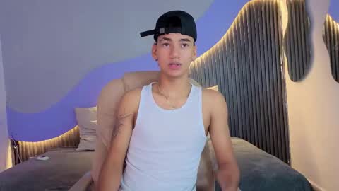 Dominic online show from January 19, 5:28 am