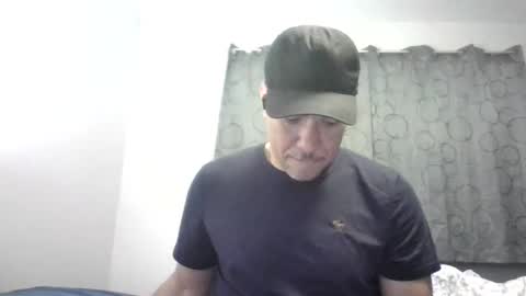 luis online show from December 28, 5:23 am