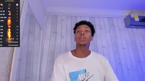 Dominicscott online show from March 10, 12:28 pm