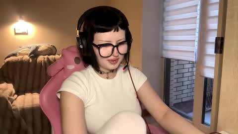 Cati online show from March 17, 12:21 pm