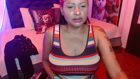  D O M I N K  online show from November 26, 10:39 pm