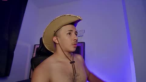 Donat Independent Model online show from March 24, 1:11 am