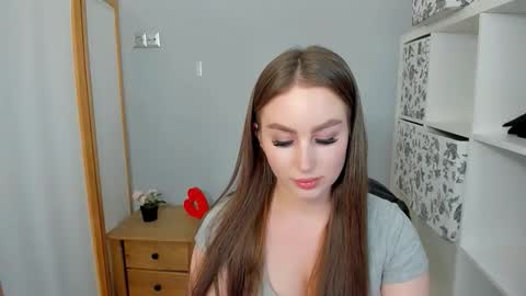 DonnaSensual online show from September 23, 7:09 pm