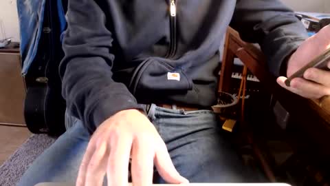 dontworryjustwatch online show from February 25, 6:12 pm