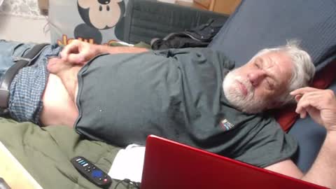 cummingdoouug online show from July 24, 11:40 am