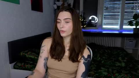 Alice online show from December 20, 9:38 am