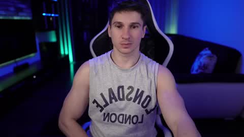 Dorian Reyes online show from March 4, 1:34 am