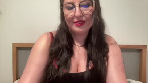 Dorothy online show from May 24, 6:25 pm