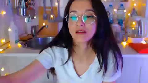 Your Dorotty online show from November 4, 5:42 am