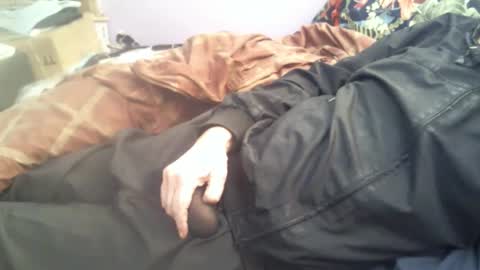 Hello  welcome to Slutsville  I am the Naked Chef  really  but you may call me Peter online show from April 7, 10:50 am