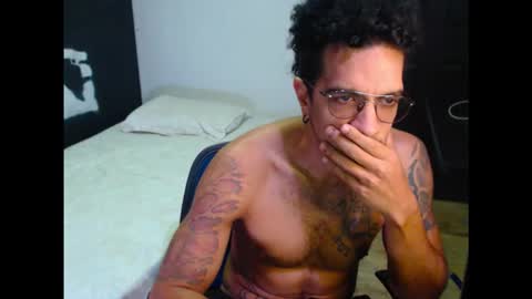 Snapshot of dostoyrodia_34 chatting on October 23, 4:47 am will online show from October 23, 4:47 am