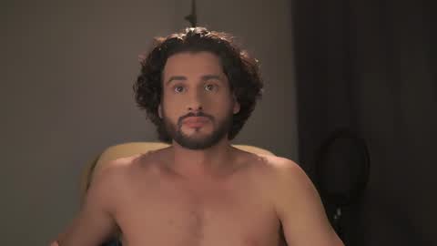 Keen online show from December 5, 6:27 pm