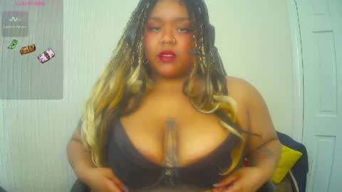 DeeDee online show from June 1, 11:22 am