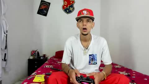 douglas_gallegos online show from January 19, 9:45 pm