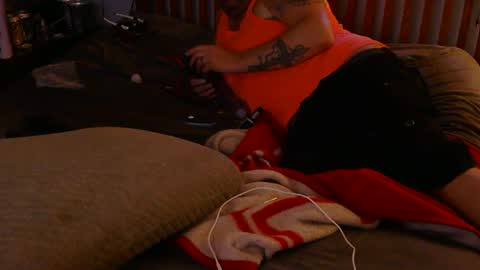 Snapshot of dr_frankensquirter chatting on October 2, 10:08 pm ich wei es nicht online show from October 2, 10:08 pm