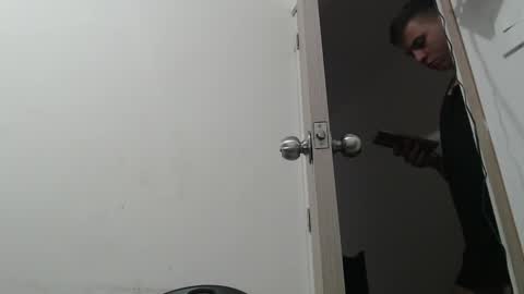 draco_boy2000 online show from February 23, 10:45 pm