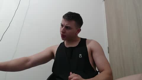 draco_boy2000 online show from January 14, 9:56 pm