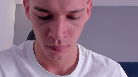 Snapshot of drake_carter1 chatting on January 28, 2:11 am drake_carter1 online show from January 28, 2:11 am