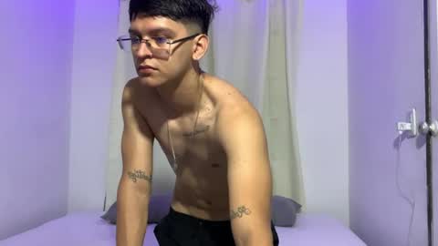 drakoxxx11 online show from July 9, 7:23 am