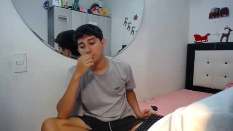 -- nicolle and jhon -- online show from January 10, 10:10 am