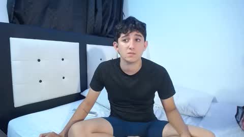 -- nicolle and jhon -- online show from February 12, 3:32 am