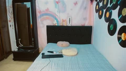 sharon online show from February 11, 10:30 am