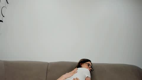 dream_momy online show from February 26, 10:26 pm