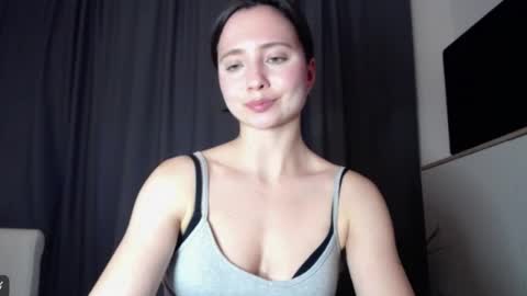 Nicole online show from November 13, 2:53 pm