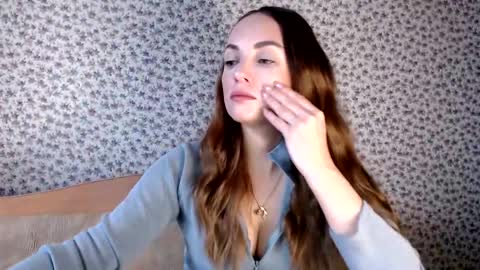 dreamass911 online show from December 18, 9:15 am