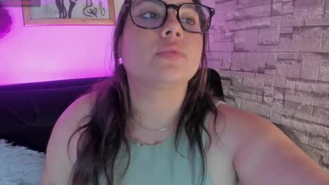 Cami Daza online show from February 17, 2:43 am