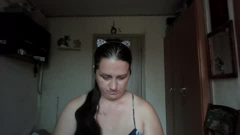 Snapshot of dreamiebelle chatting on September 10, 9:32 am dreamiebelle online show from September 10, 9:32 am