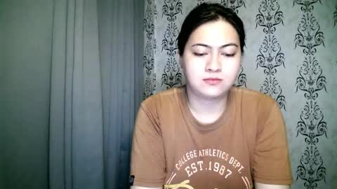 dreamycreamyst online show from November 2, 12:54 am