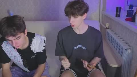 Mark online show from April 6, 4:46 am