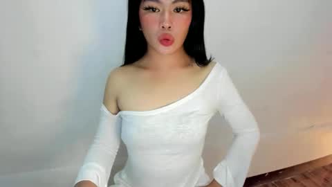 miss. Erika online show from November 3, 6:58 am