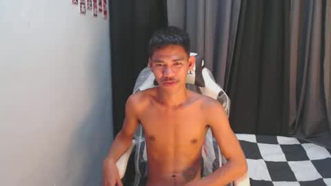 Snapshot of drixiboy chatting on January 11, 5:51 pm Drixiboyj online show from January 11, 5:51 pm