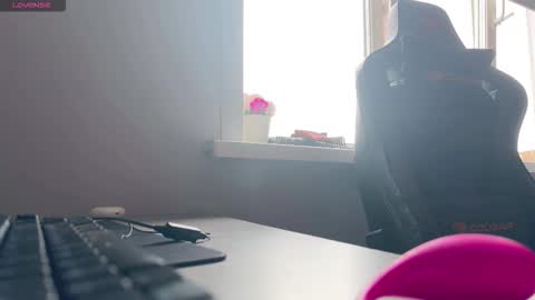 Bella online show from March 22, 4:27 am