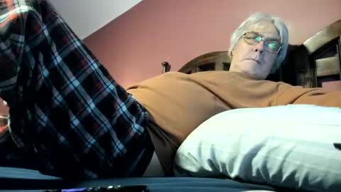 Doug online show from March 26, 2:17 am