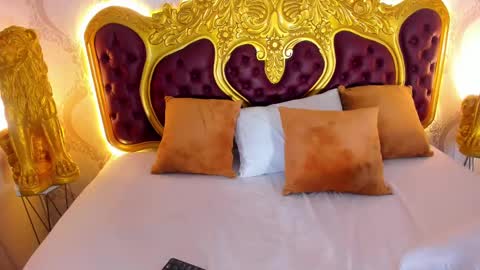 Lucy online show from March 7, 5:06 pm