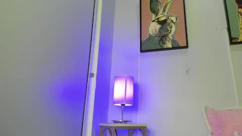 dulce__fiore07 online show from April 13, 12:31 pm