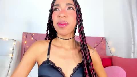 Dulce online show from November 5, 2:08 pm