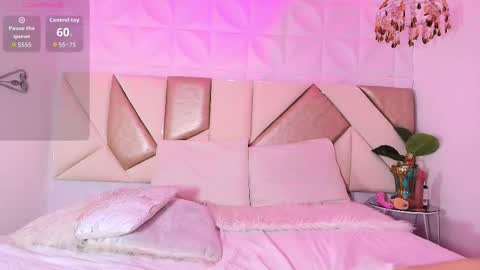 DULCE  online show from March 24, 12:22 pm