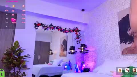 dulce_isabel_ online show from June 25, 4:09 am